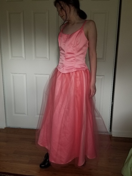 Jessica McClintock for Gunne Sax Dresses & Skirts - Coral pink formal gown tulle over satin Jessica McClintock for Gunne Sax Dresses & Skirts - Coral pink formal gown tulle over satin